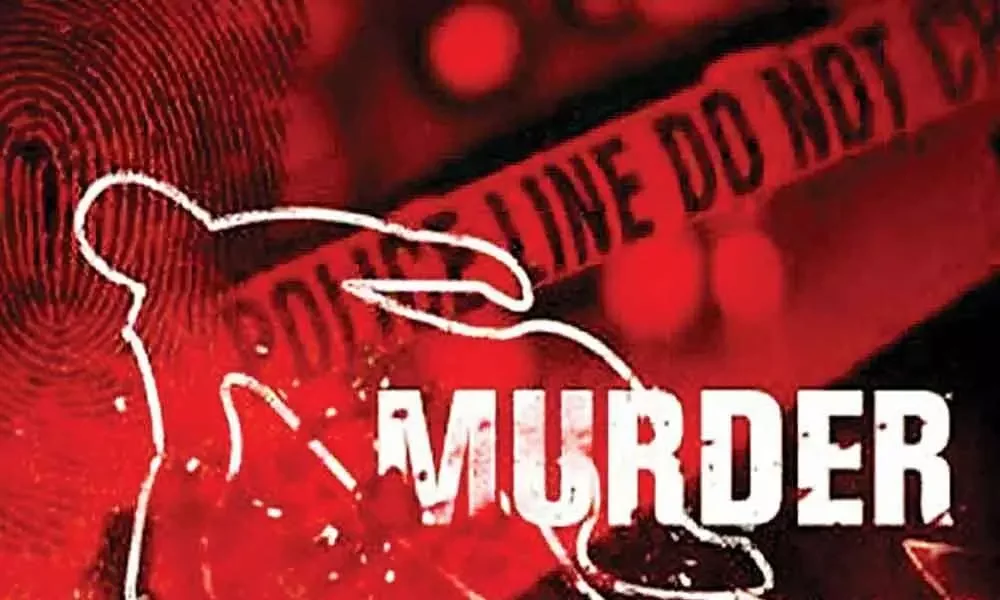 UP Crime News : झांसी में खौफनाक हत्याकांड, प्रेमिका की हत्या कर टुकड़े-टुकड़े जला रहा था, राख और बचा हुआ शव ले जा रहा था ठिकाने लगाने, ऐसे खुला राज