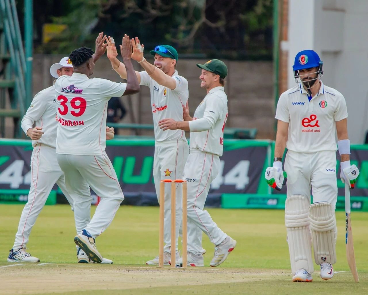 स्टार गेंदबाज रिचर्ड नगारवा की मदद से अफगानिस्तान हो गई धराशायी, जिम्बाब्वे का 12 सालों का सूखा समाप्त