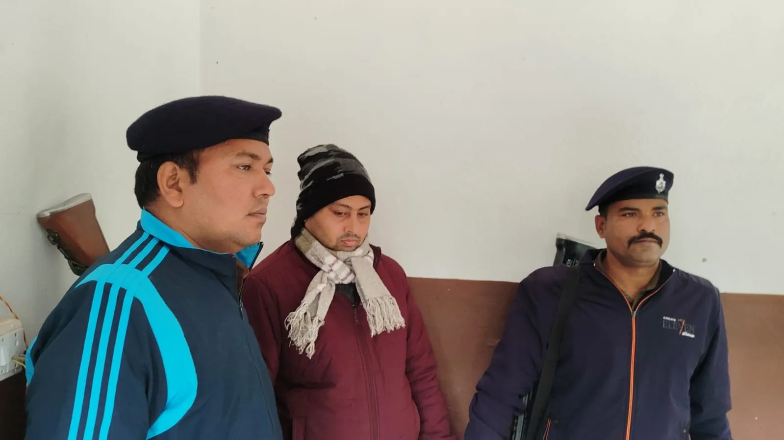 निगरानी विभाग की बड़ी कार्रवाई, रिश्वत लेते राजस्व कर्मचारी रंगे हाथ गिरफ्तार