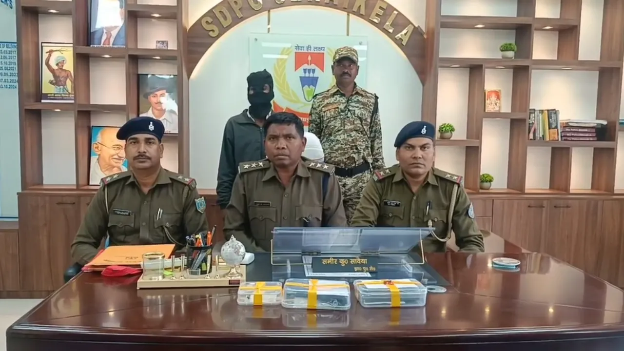 सरायकेला खारसावां के आदित्यपुर में अवैध हथियार के साथ युवक गिरफ्तार, देशी पिस्टल बरामद