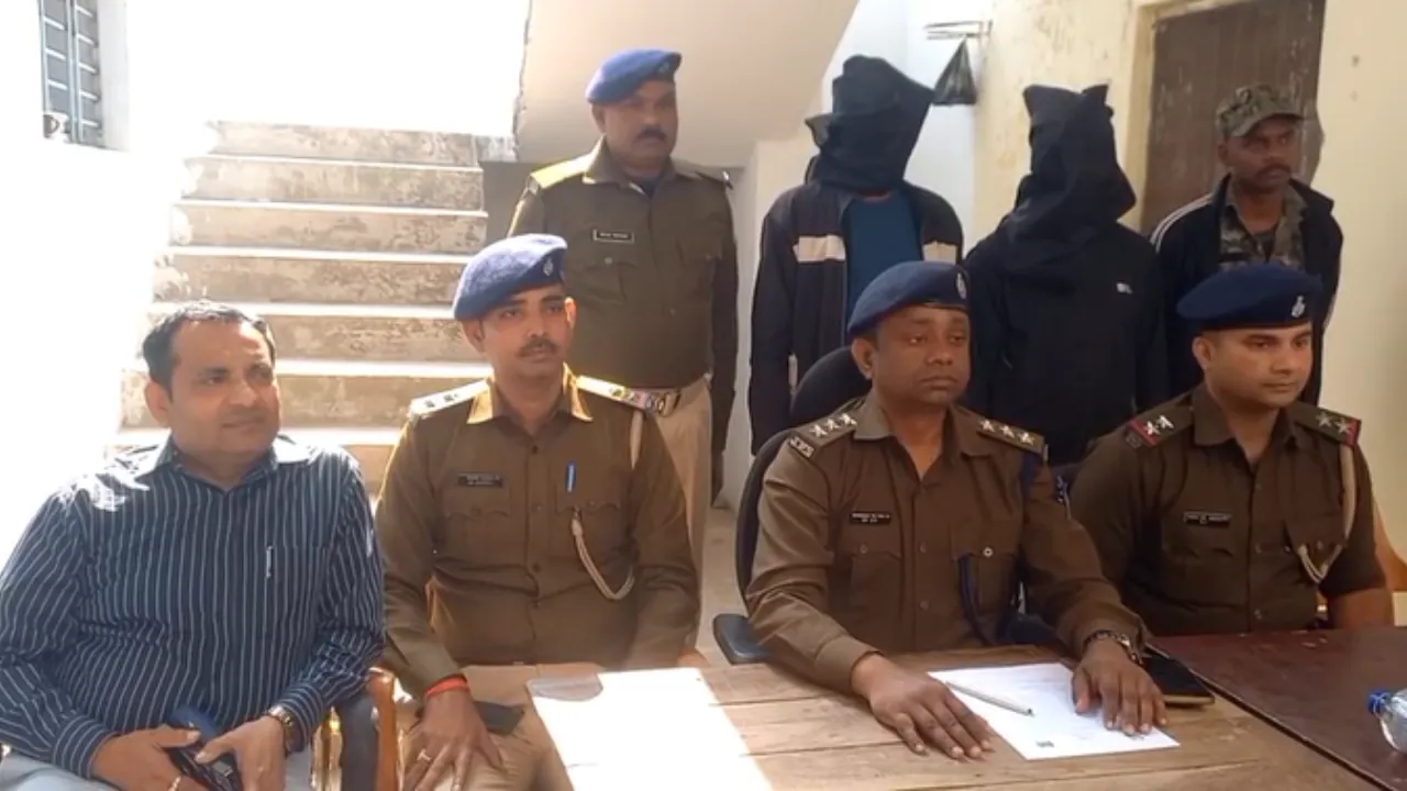 टाटा मैजिक लूटने वाले एक गिरोह का पुलिस ने किया बड़ा खुलासा, 2 गिरफ्तार, 3 वाहन जब्त