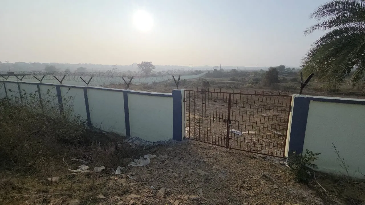 गिरिडीह में भू-माफिया के करतूत ने नगर विकास मंत्री के दो बड़े ड्रीम प्रोजेक्ट के निर्माण कार्य पर लगाया ग्रहण