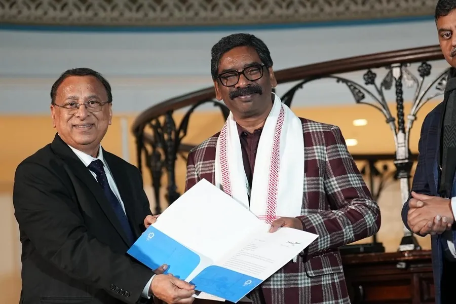 लंदन में CM हेमंत सोरेन और नवीन जिंदल समूह के बीच बड़ी बैठक, औद्योगिक विकास को रफ्तार देने पर हुई चर्चा