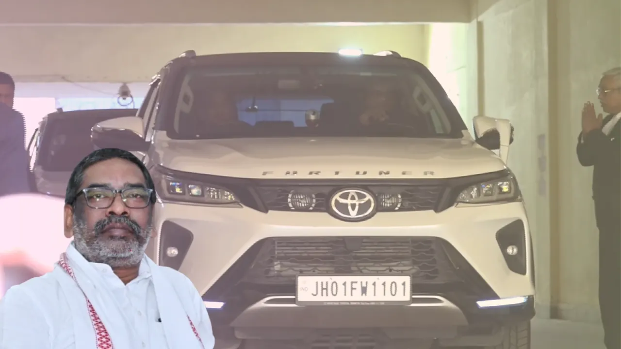 ED के समन की अवहेलना मामला: MP/MLA कोर्ट में पेश हुए CM हेमंत सोरेन, 7-7 हजार के दो बेल बॉन्ड भरे 