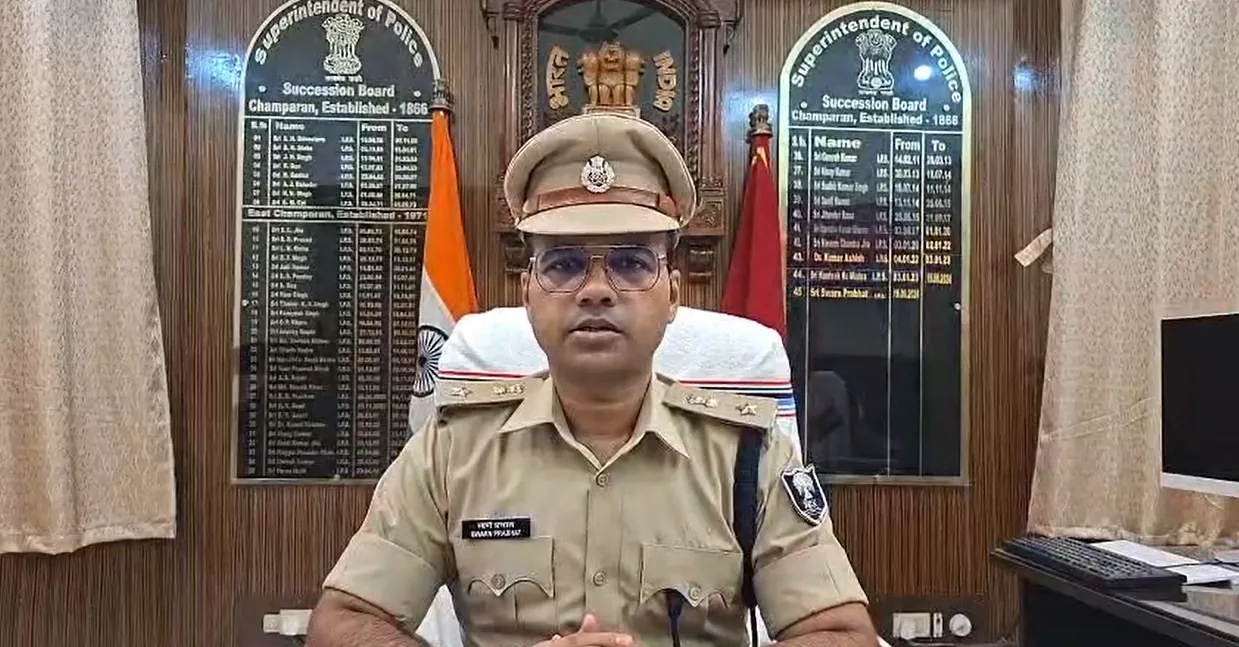 दुलारचंद यादव हत्याकांड के बाद प्रशासन सख्त: मोतिहारी में 94% हथियार जमा, 55 लाइसेंस निलंबित