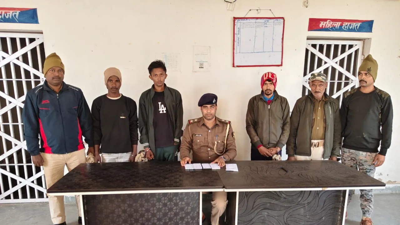 साइबर अपराध में संलिप्त 3 अभियुक्तों को नवादा पुलिस ने दबोचा