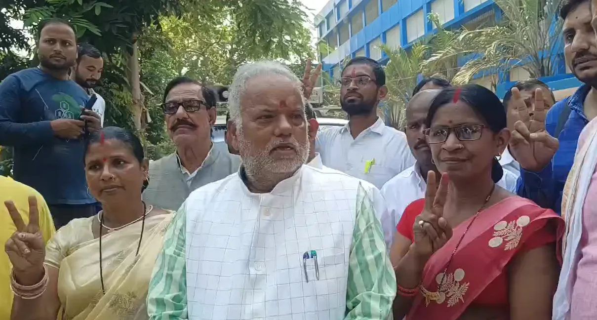 महागठबंधन सत्ता की भूख में बर्बाद ; नीतीश सरकार ने किया विकास, विपक्ष सिर्फ बयानबाज़ी में है उलझा : श्रवण कुमार