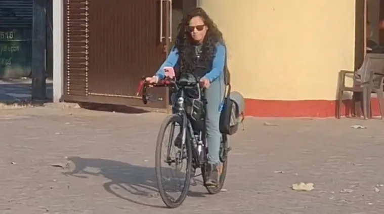 पर्वतारोही समीरा खान कर रही बच्चियों को जागरूक, 37 देशों का कर चुकी हैं साइकिल से भ्रमण