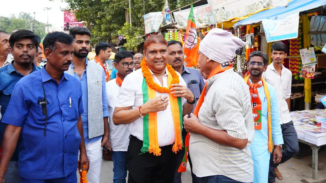 बिहारशरीफः पुलिस हिरासत में BJP के 4 कार्यकर्ता, डॉ. सुनील कुमार ने SI पर लगाया आरोप