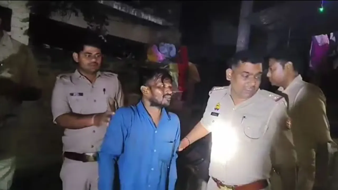 पत्नी ने पिटाई की तो युवक ने 100 फीट गहरे कुएं में लगाई छलांग, आग जलाकर पुलिस ने ठंड से बचाया