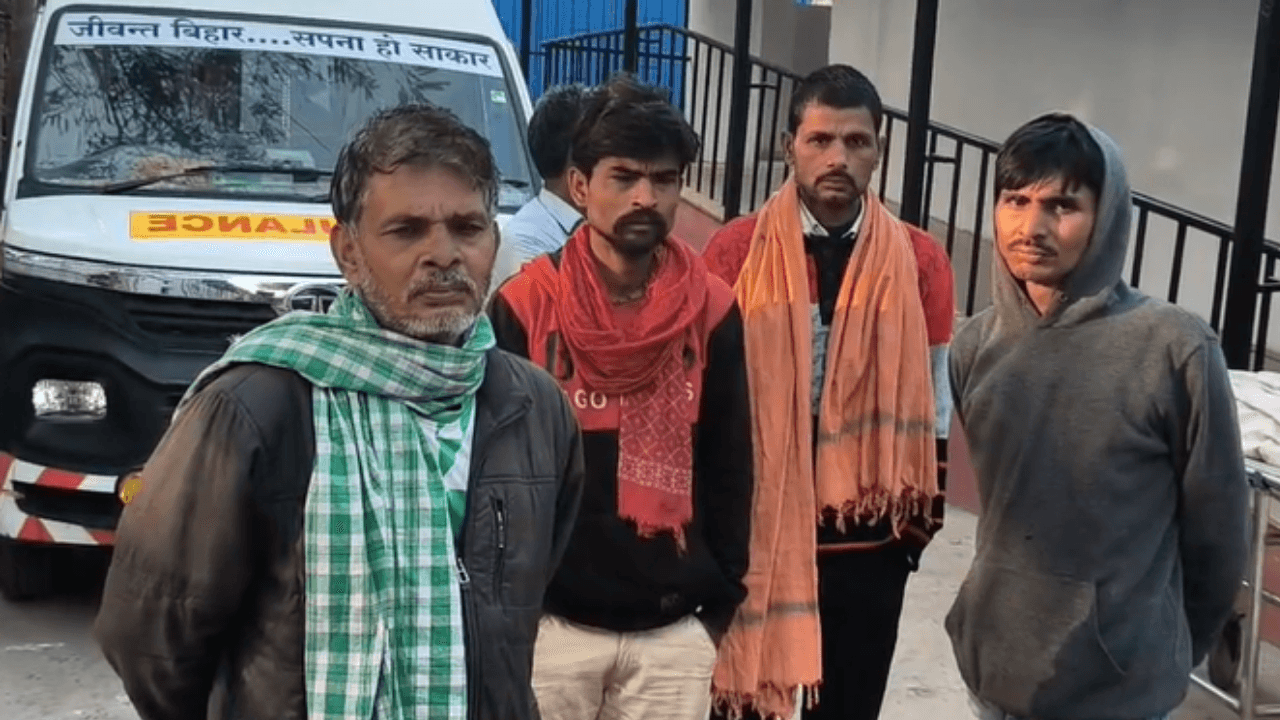 माचिस की एक चिंगारी ने ली मासूम बच्ची की जान ! घर की छत पर खेलते-खेलते कपड़ों में लगी आग 