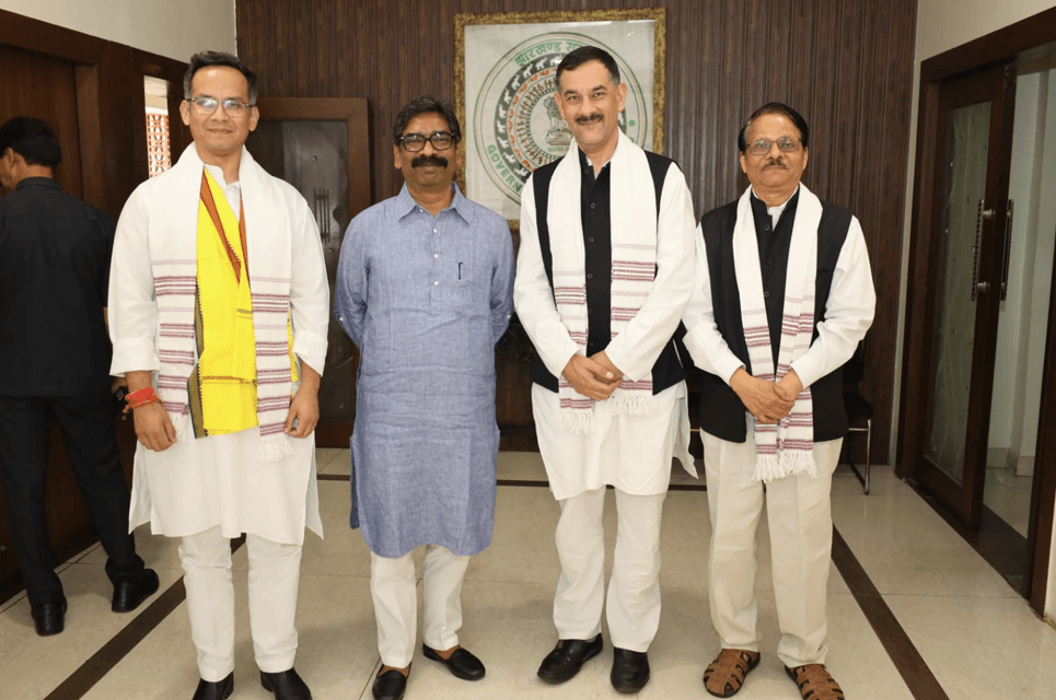 CM Hemant Soren से गौरव गोगोई की मुलाकात, असम चुनाव समेत कई मुद्दों पर हुई बातचीत