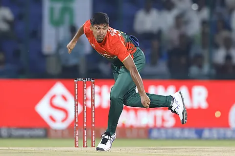 BCCI का हस्तक्षेप: KKR को करना होगा बांग्लादेशी क्रिकेटर मुस्तफिजुर रहमान को रिलीज