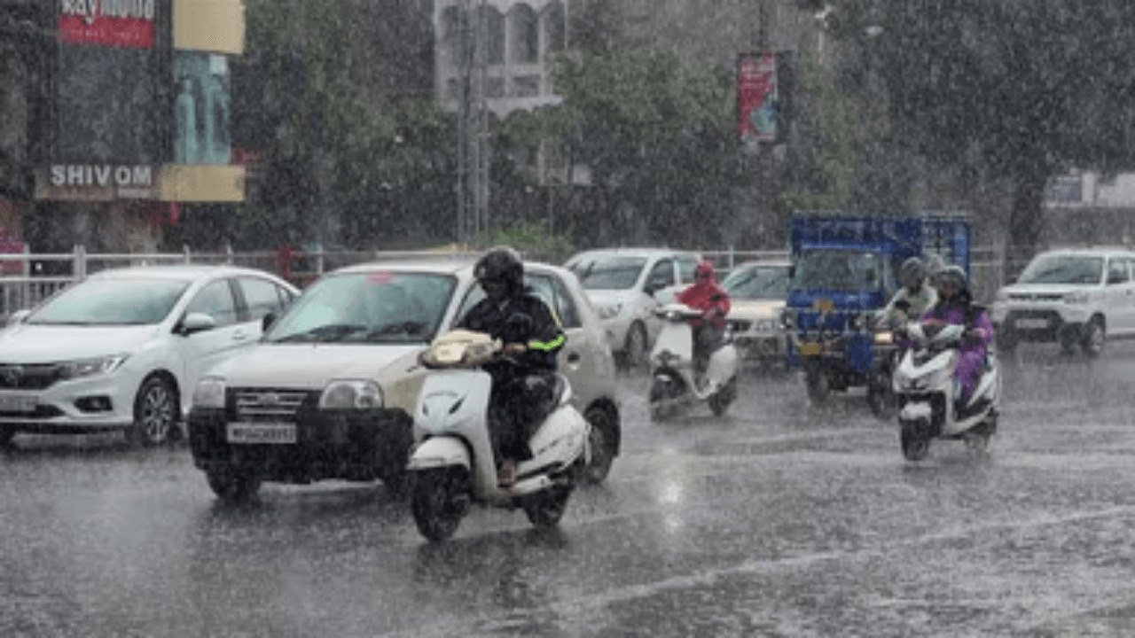 झारखंड में आंधी-तूफान और गरज के साथ होगी बारिश ! वज्रपात की संभावना, अलर्ट जारी