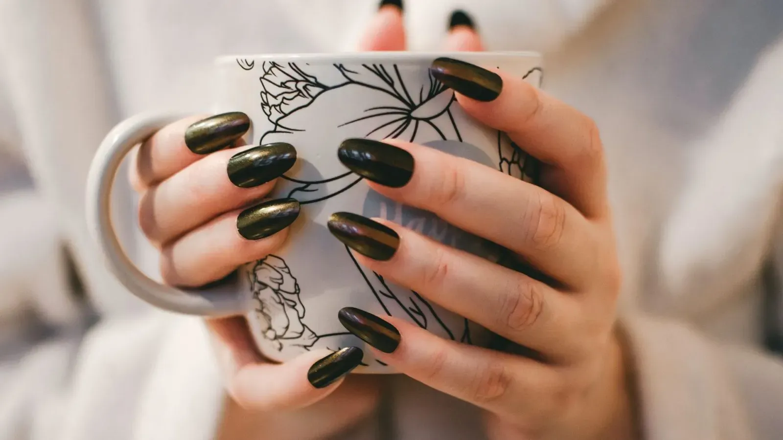 कैंसर विशेषज्ञों की चेतावनी.. Nail Extension से बढ़ सकता है 'त्वचा कैंसर का खतरा', सुरक्षित रहने के लिए जानिए ये बातें