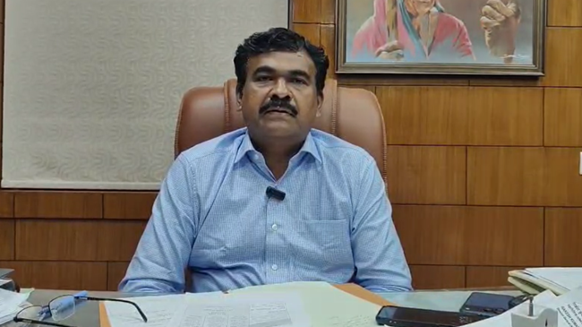 घाटशिला उपचुनाव में नामांकन प्रक्रिया पूरी, 17 प्रत्याशियों ने भरे 30 नामांकन पत्र 